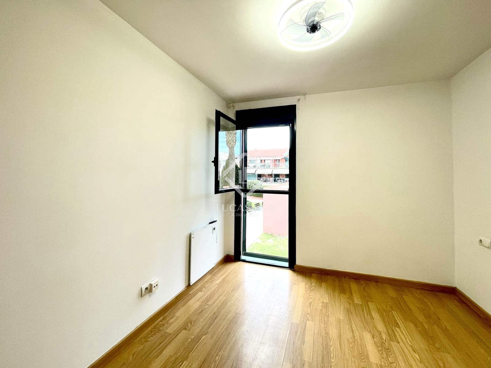 4 slaapkamer Villa te koop in Alicante stad met zwembad garage - € 660.000 (Ref: 9438797)