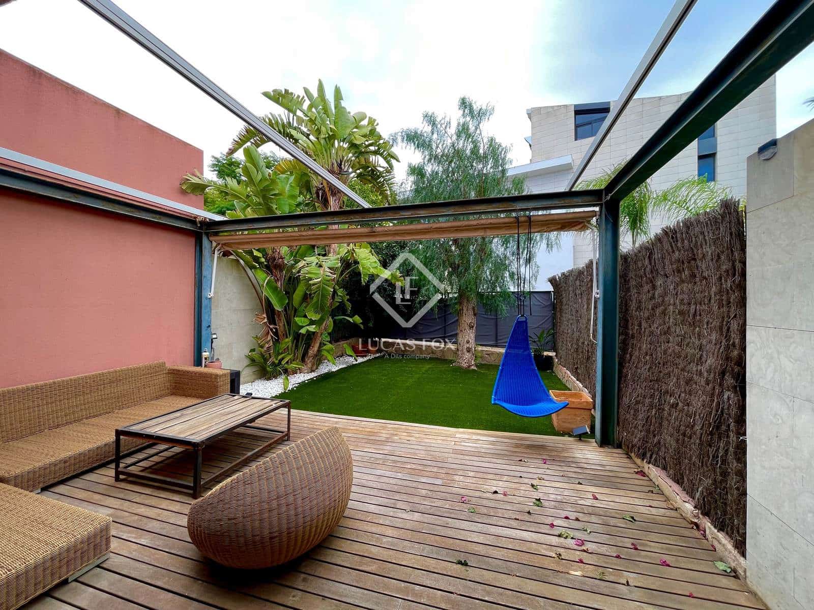 4 slaapkamer Villa te koop in Alicante stad met zwembad garage - € 660.000 (Ref: 9438797)