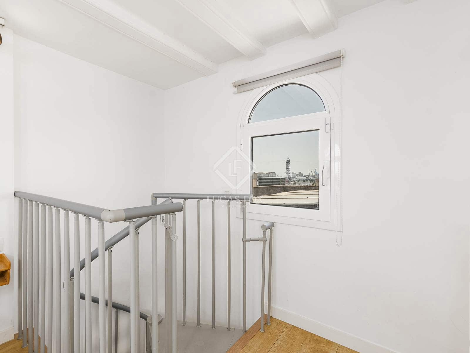 1 slaapkamer Penthouse te koop in Barcelona stad - € 400.000 (Ref: 9438798)