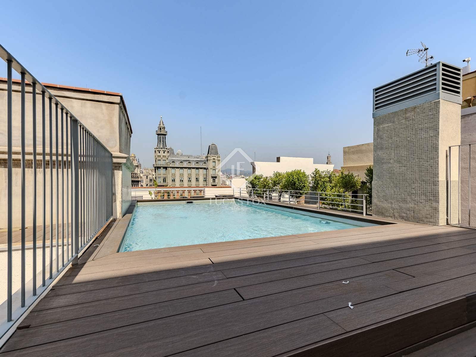 1 slaapkamer Penthouse te koop in Barcelona stad - € 400.000 (Ref: 9438798)