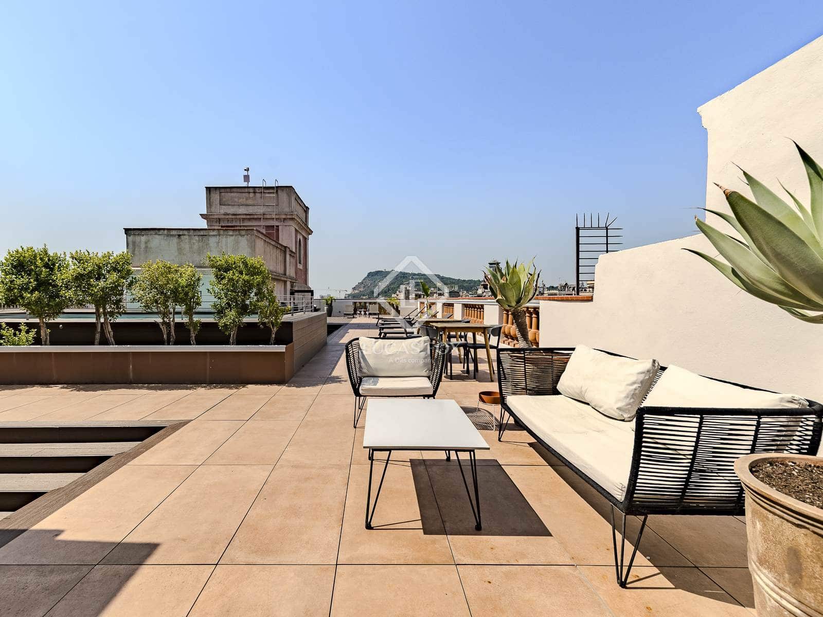 1 slaapkamer Penthouse te koop in Barcelona stad - € 400.000 (Ref: 9438798)