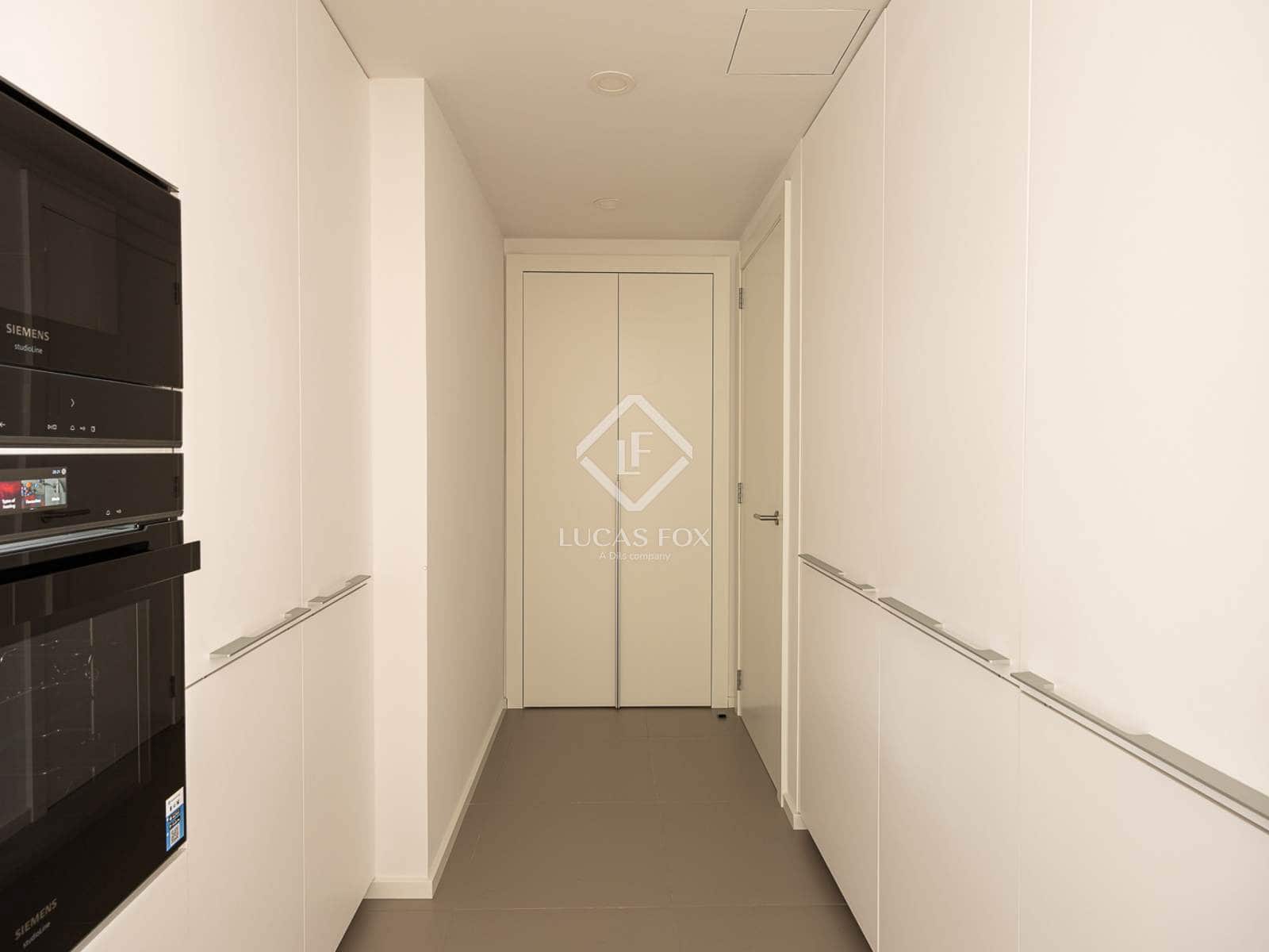 4 slaapkamer Appartement te koop in Barcelona stad met garage - € 2.195.000 (Ref: 9438799)