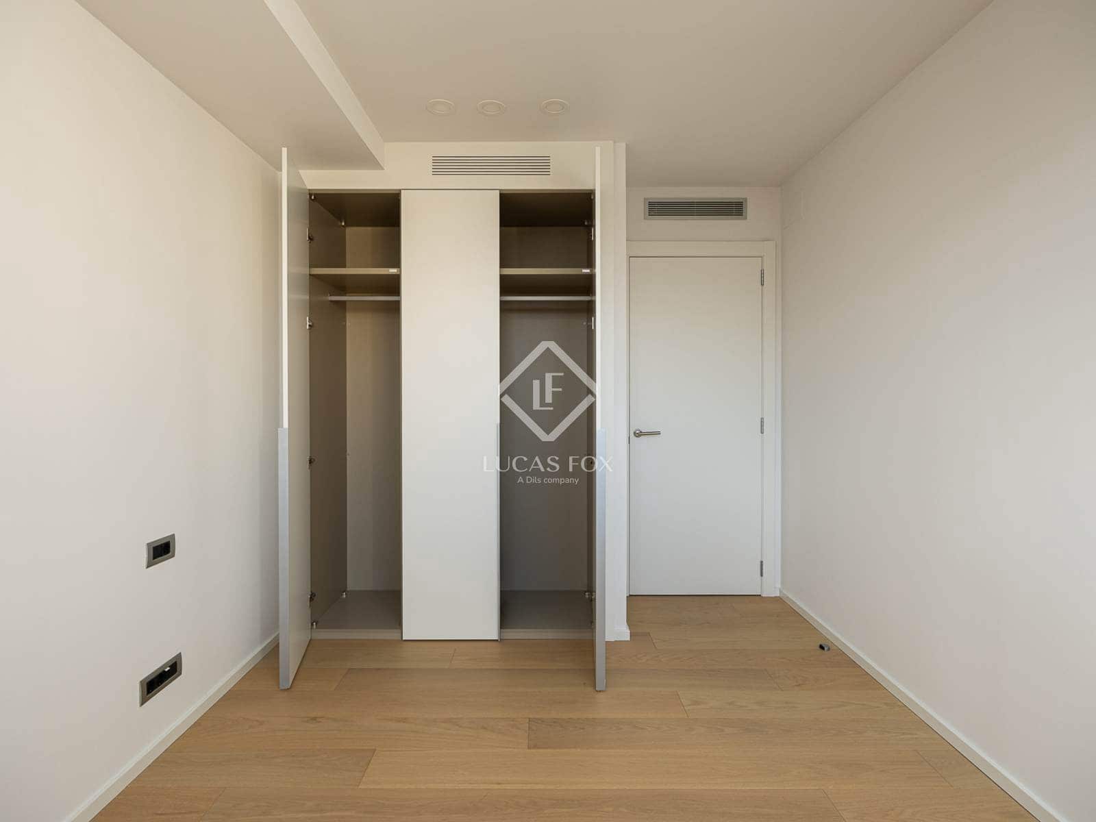 4 slaapkamer Appartement te koop in Barcelona stad met garage - € 2.195.000 (Ref: 9438799)