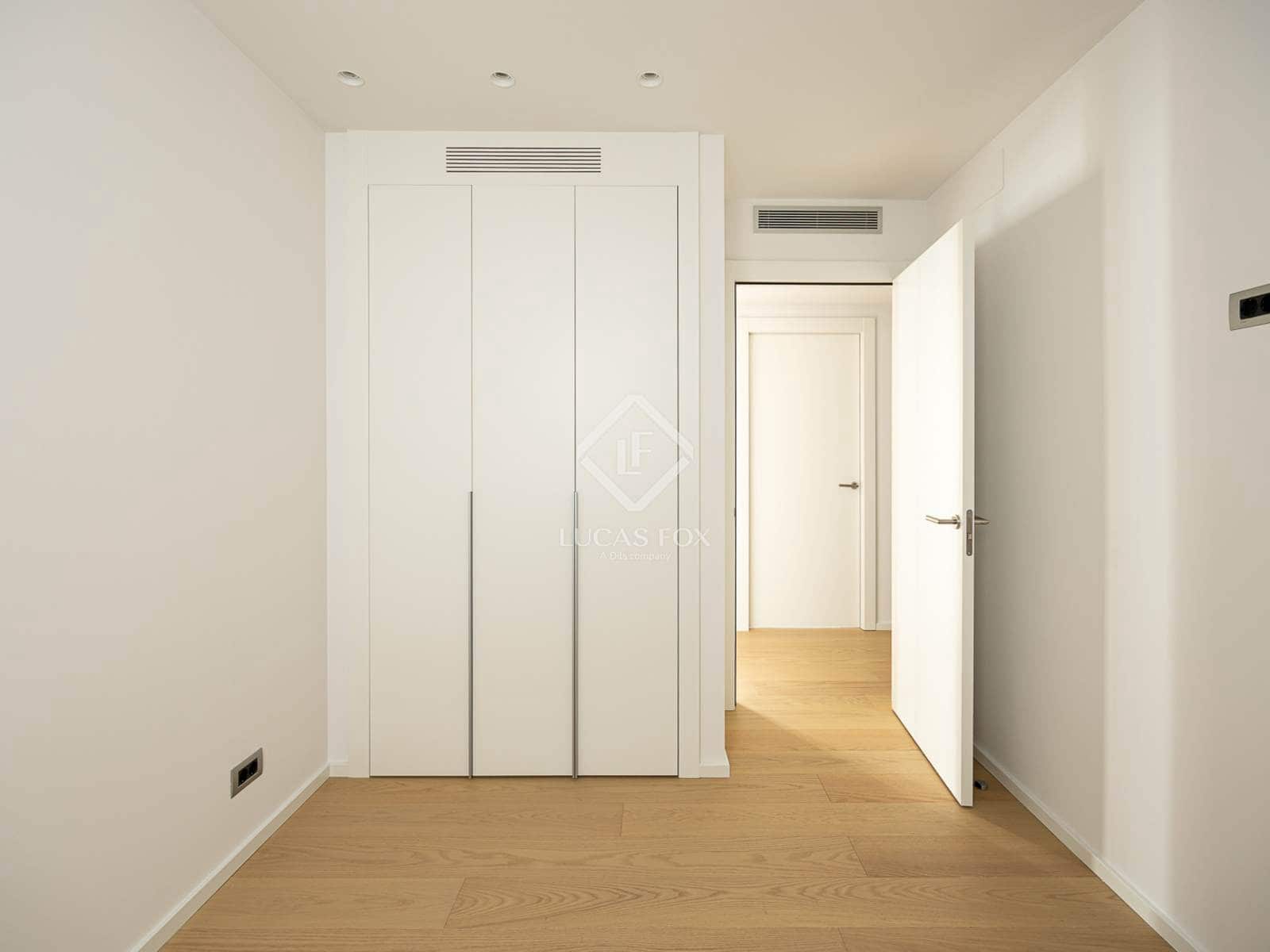 4 slaapkamer Appartement te koop in Barcelona stad met garage - € 2.195.000 (Ref: 9438799)