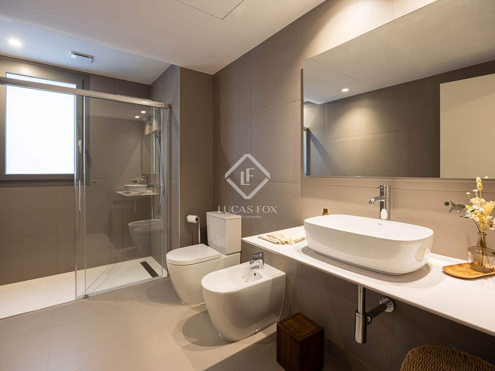 4 slaapkamer Appartement te koop in Barcelona stad met garage - € 2.195.000 (Ref: 9438799)