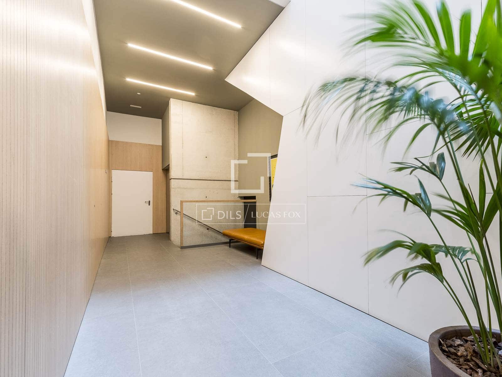 4 bedroom Apartment for sale in Barcelona city with garage - € 2,195,000 (Ref: 9438799)