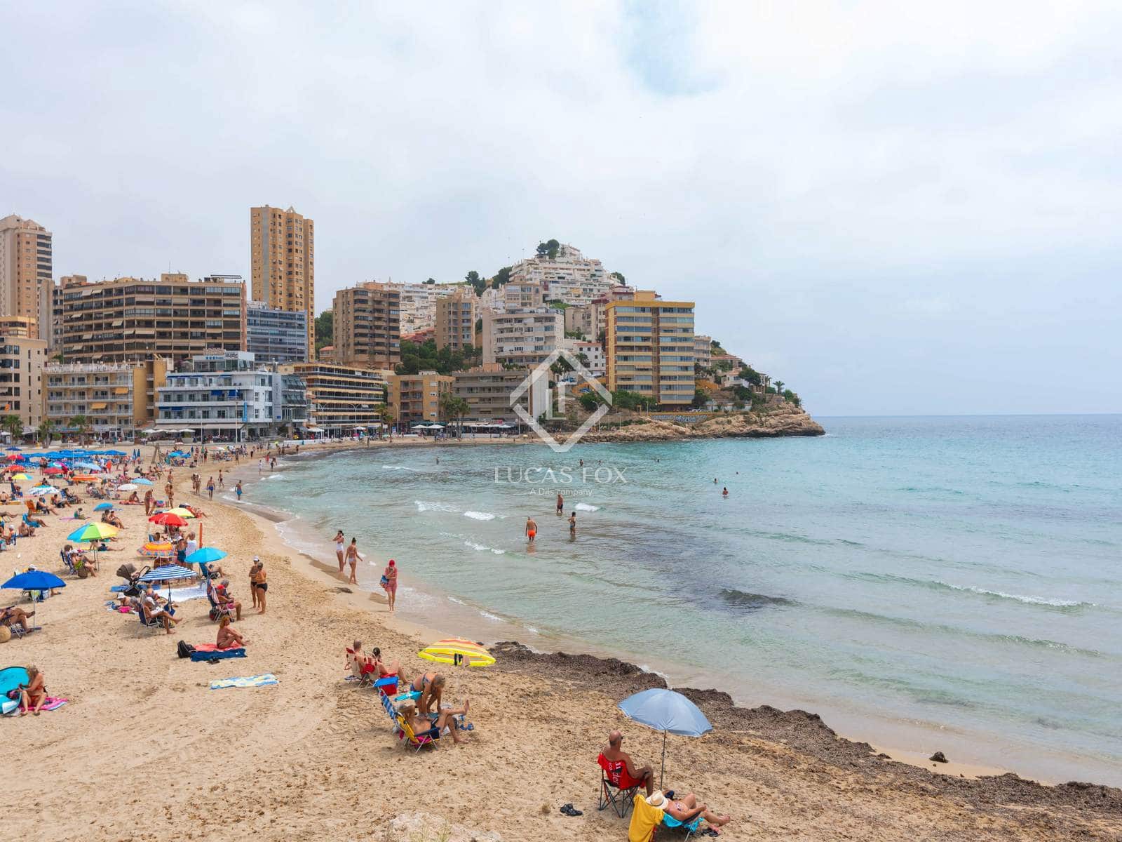 3 bedroom Apartment for sale in Cala de Finestrat with pool garage - € 980,500 (Ref: 9438934)