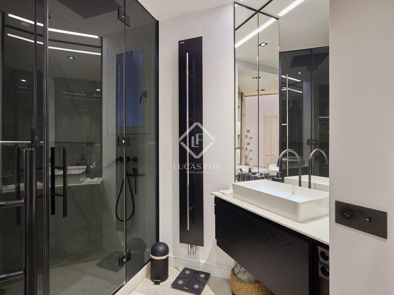 3 slaapkamer Appartement te koop in Barcelona stad - € 895.000 (Ref: 9438936)