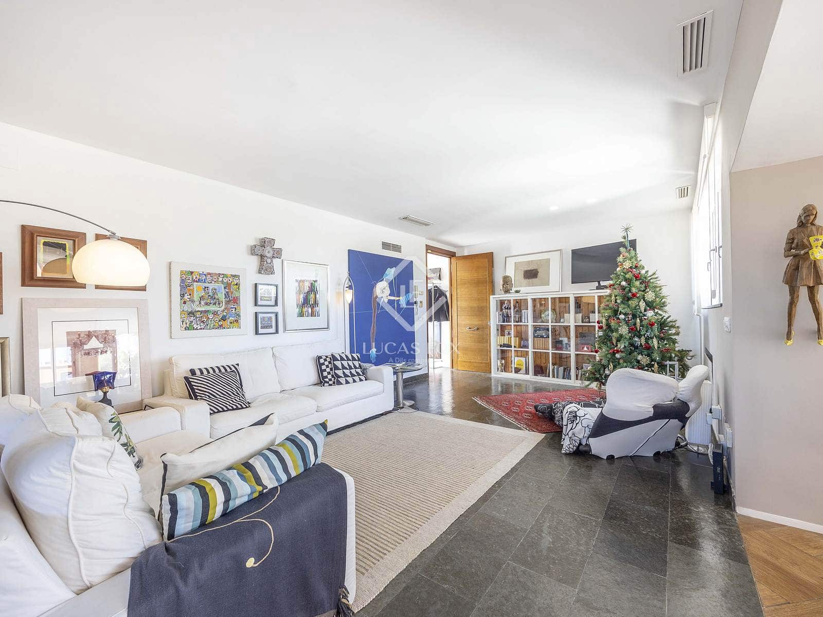 3 quarto Penthouse para venda em Valencia cidade - 1 380 000 € (Ref: 9438937)