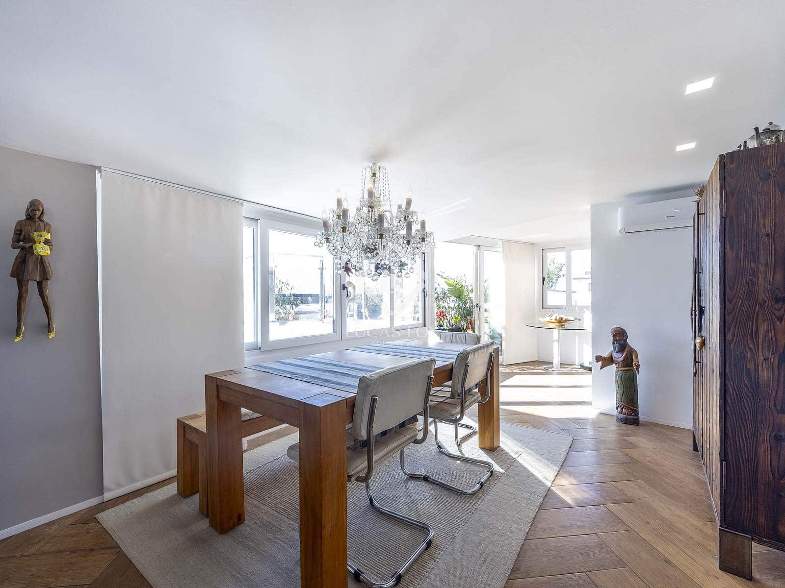 3 quarto Penthouse para venda em Valencia cidade - 1 380 000 € (Ref: 9438937)