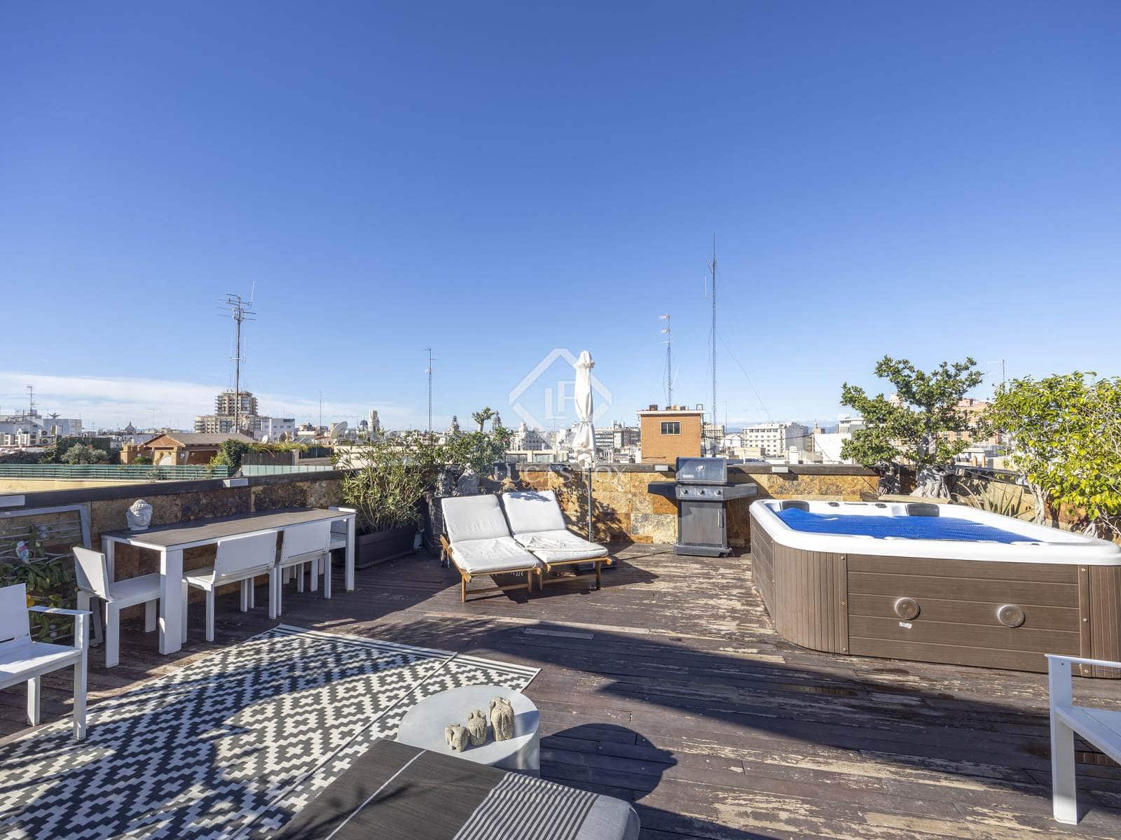 3 quarto Penthouse para venda em Valencia cidade - 1 380 000 € (Ref: 9438937)