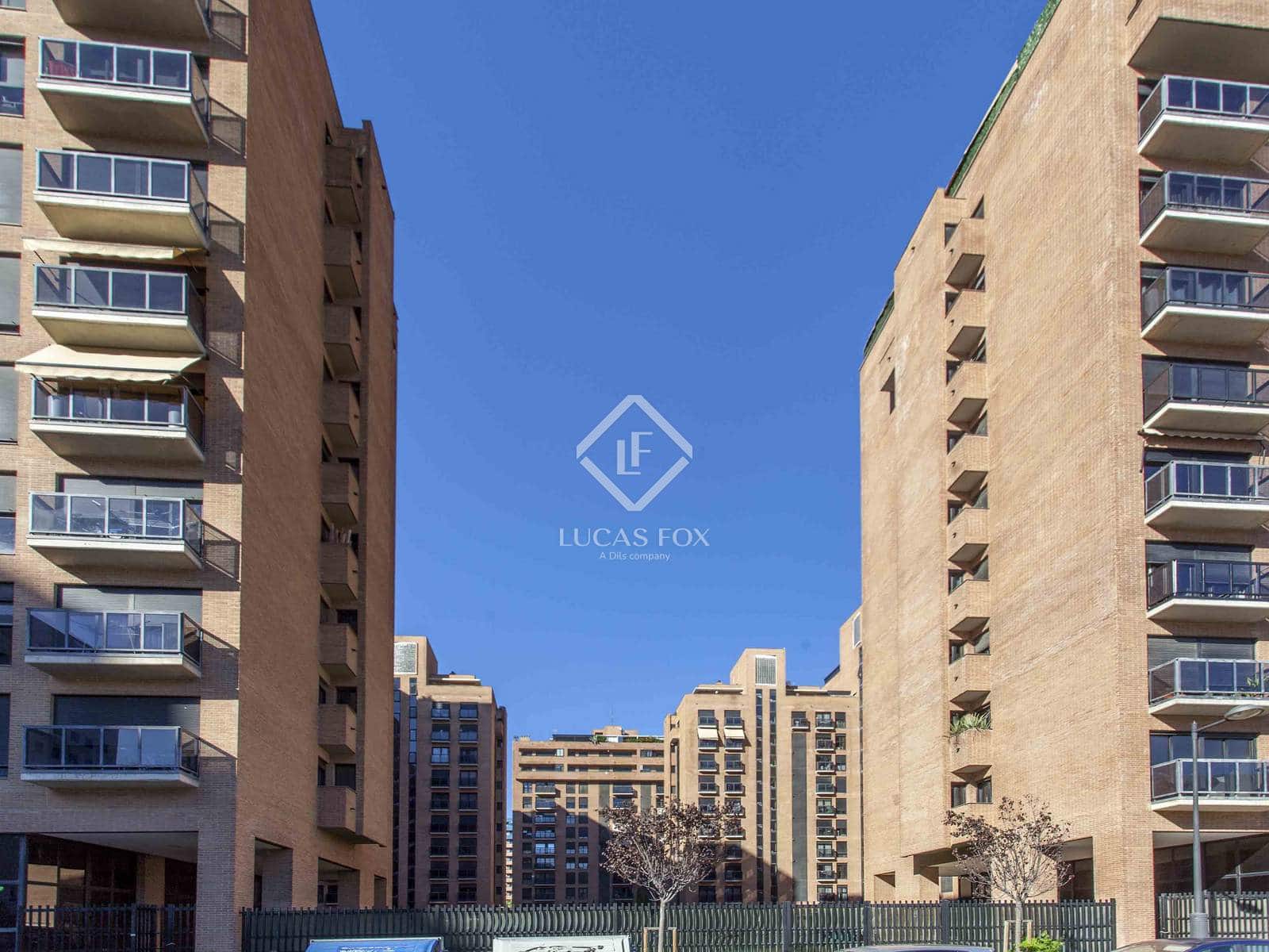 3 Zimmer Apartment zu verkaufen in Valencia Stadt mit Pool Garage - 695.000 € (Ref: 9438990)