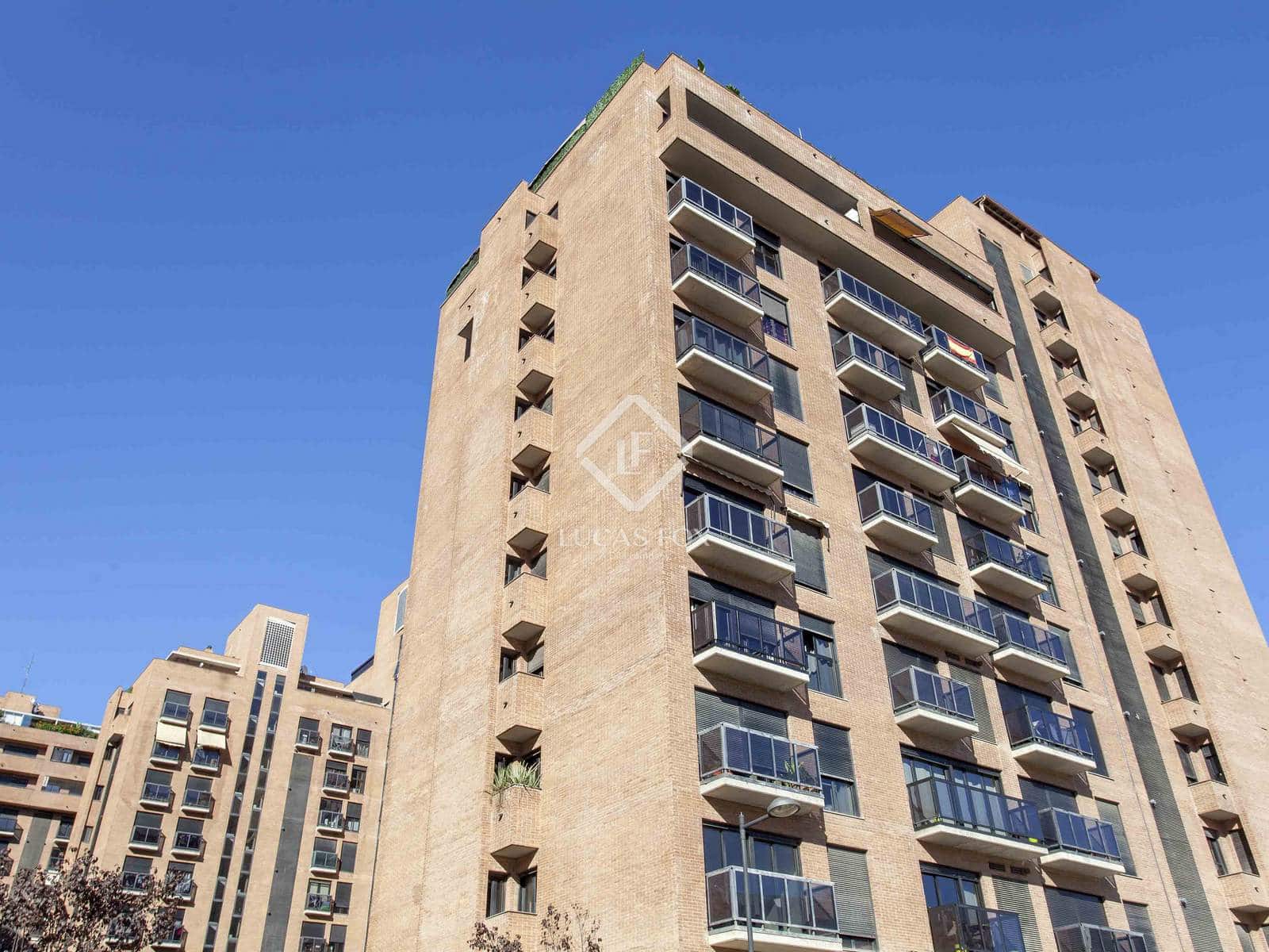 3 Zimmer Apartment zu verkaufen in Valencia Stadt mit Pool Garage - 695.000 € (Ref: 9438990)