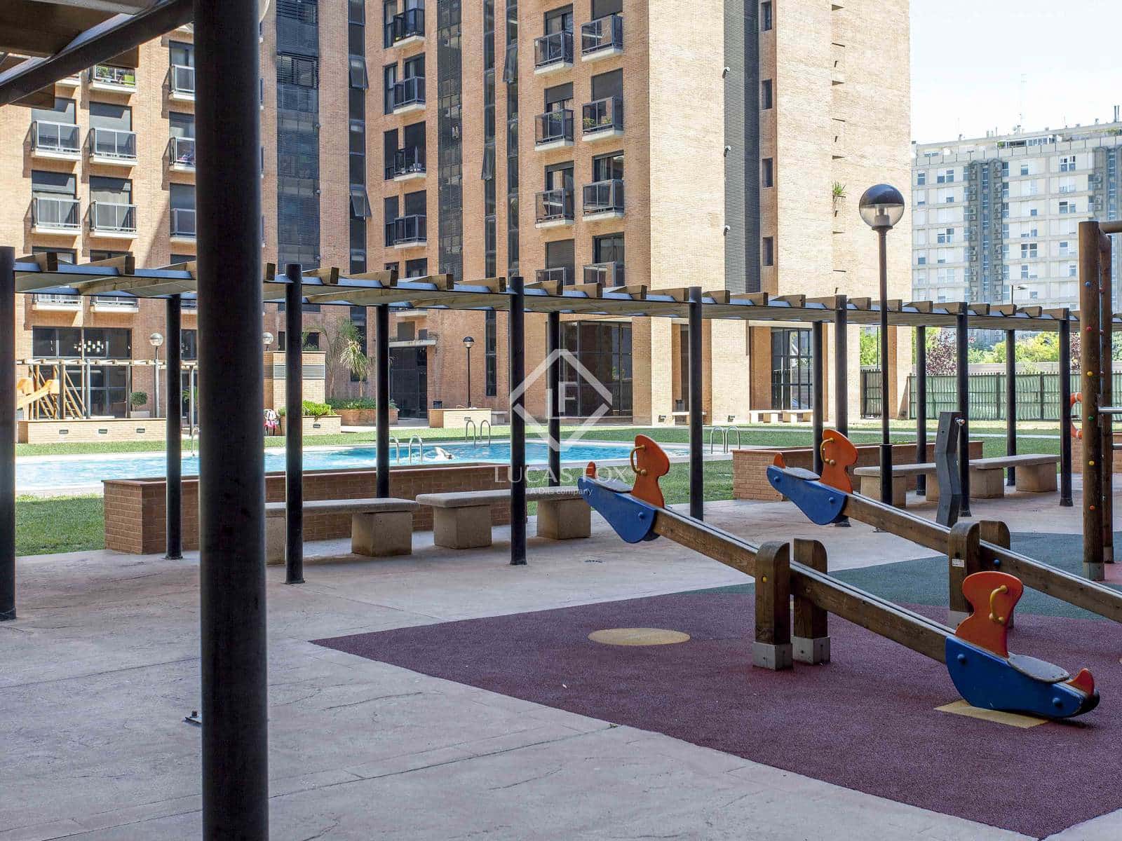 3 Zimmer Apartment zu verkaufen in Valencia Stadt mit Pool Garage - 695.000 € (Ref: 9438990)