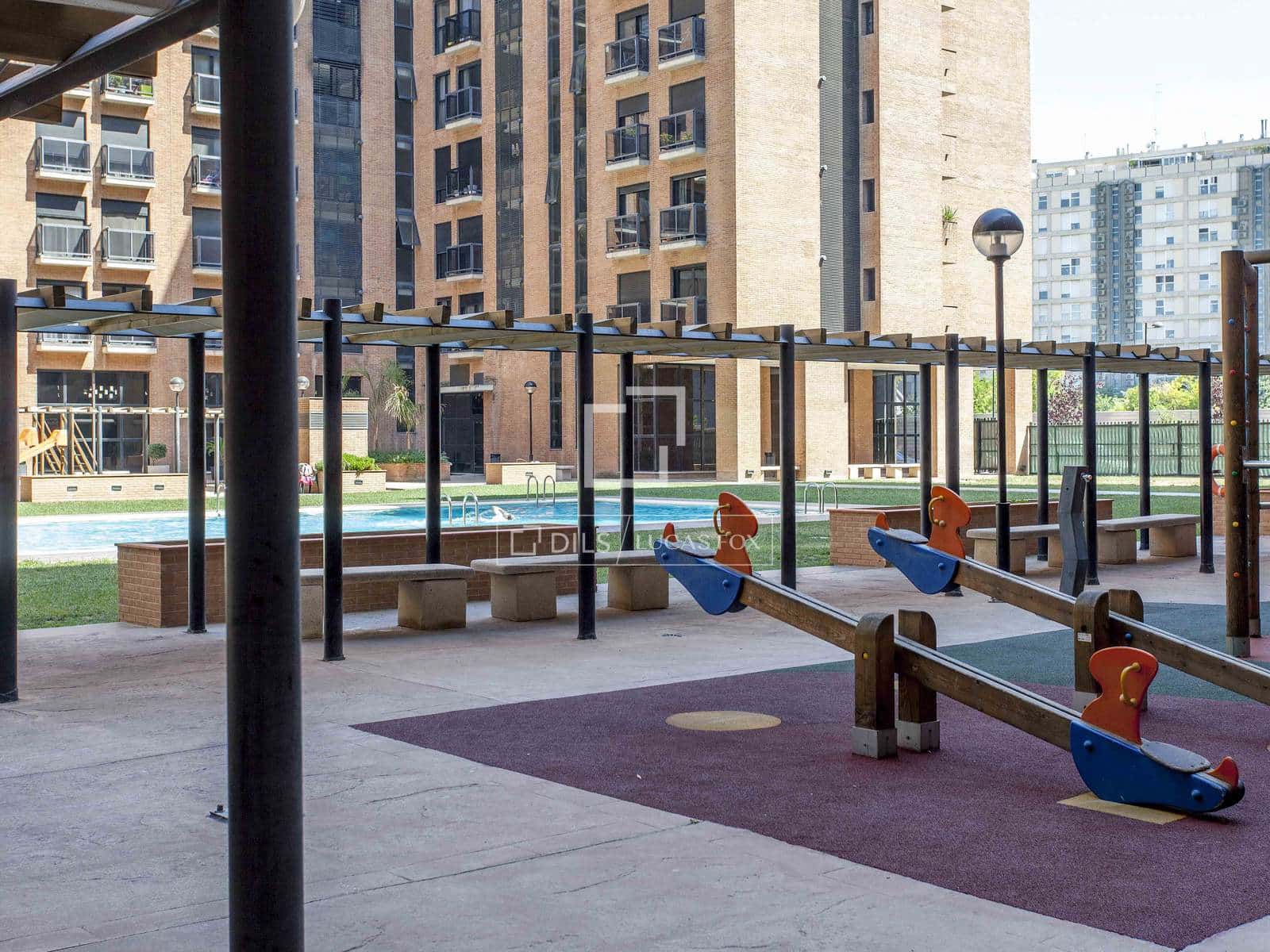 3 soveværelse Lejlighed til salg i Valencia by med swimmingpool garage - € 695.000 (Ref: 9438990)