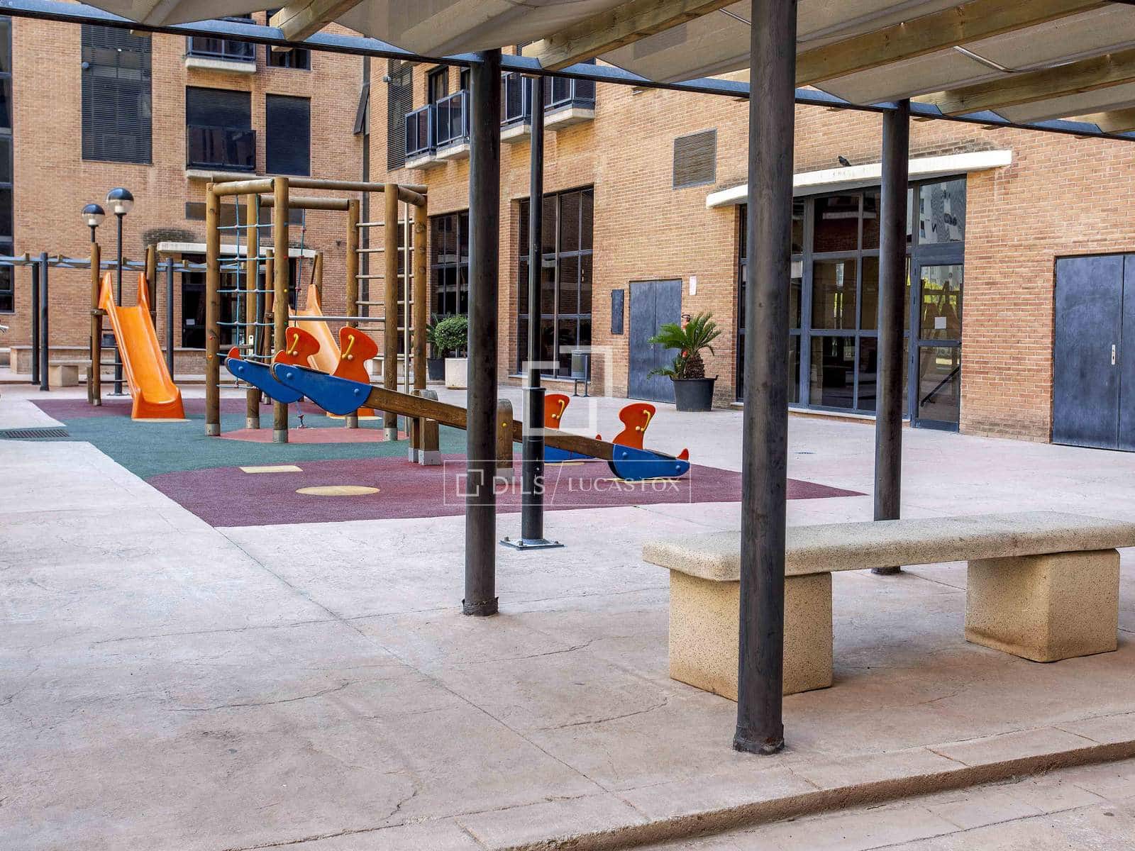 3 soveværelse Lejlighed til salg i Valencia by med swimmingpool garage - € 695.000 (Ref: 9438990)