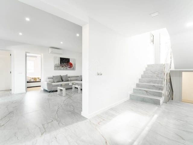 6 chambre Villa/Maison à vendre à La Nucia avec piscine garage - 1 350 000 € (Ref: 9441609)