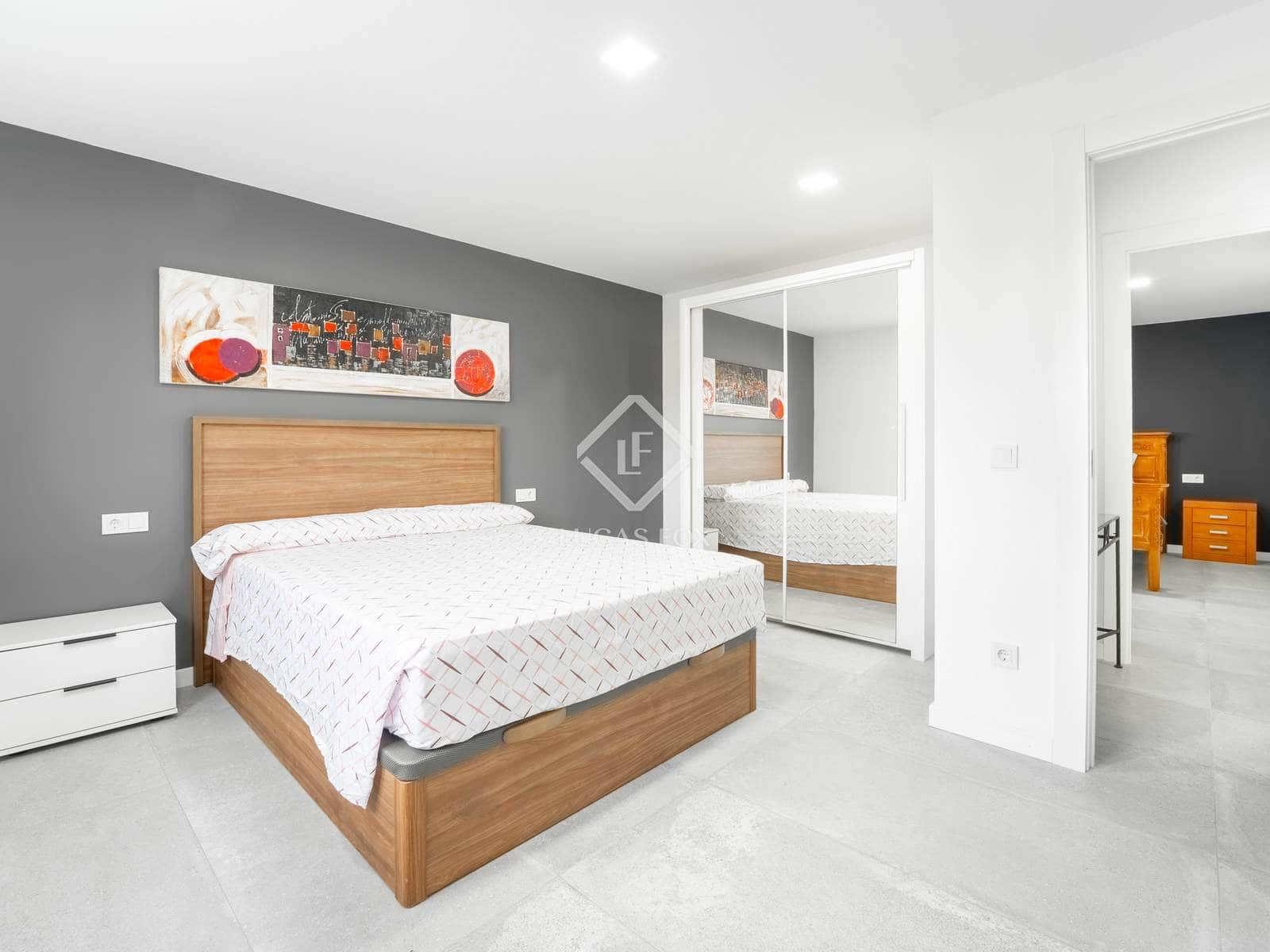 6 makuuhuone Huvila myytävänä paikassa La Nucia mukana uima-altaan 
autotalli - 1 350 000 € (Ref: 9441609)