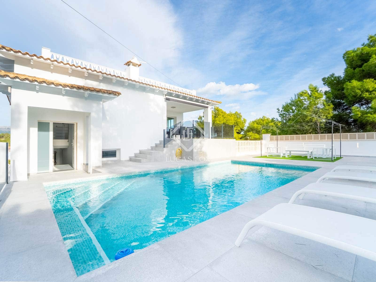 6 makuuhuone Huvila myytävänä paikassa La Nucia mukana uima-altaan 
autotalli - 1 350 000 € (Ref: 9441609)