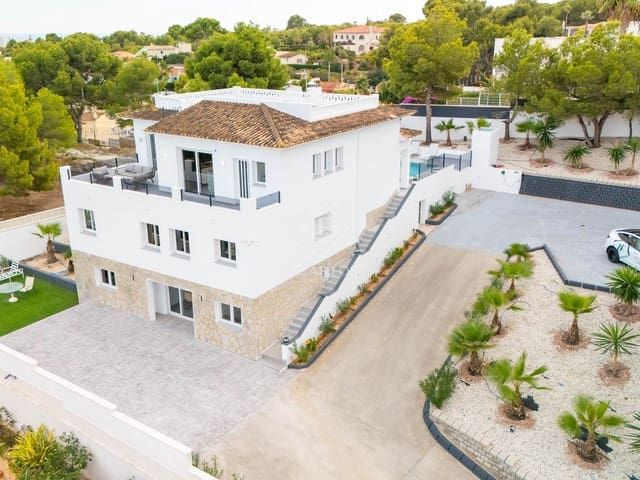 6 chambre Villa/Maison à vendre à La Nucia avec piscine garage - 1 350 000 € (Ref: 9441609)