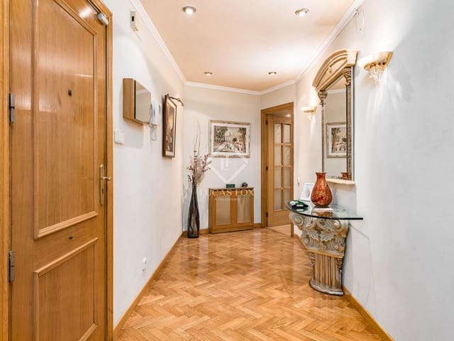 4 soveværelse Lejlighed til salg i Barcelona by med swimmingpool garage - € 920.000 (Ref: 9444488)