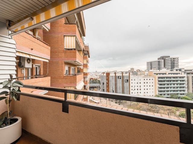 4 soveværelse Lejlighed til salg i Barcelona by med swimmingpool garage - € 920.000 (Ref: 9444488)