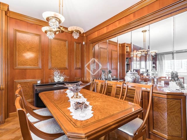 4 soveværelse Lejlighed til salg i Barcelona by med swimmingpool garage - € 920.000 (Ref: 9444488)