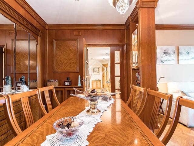 4 soveværelse Lejlighed til salg i Barcelona by med swimmingpool garage - € 920.000 (Ref: 9444488)