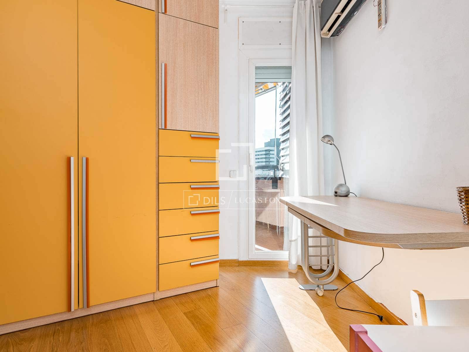 4 soveværelse Lejlighed til salg i Barcelona by med swimmingpool garage - € 920.000 (Ref: 9444488)