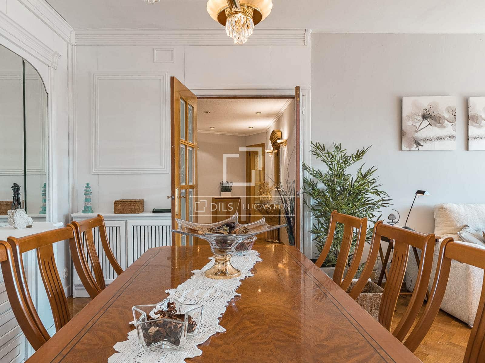 4 soveværelse Lejlighed til salg i Barcelona by med swimmingpool garage - € 920.000 (Ref: 9444488)