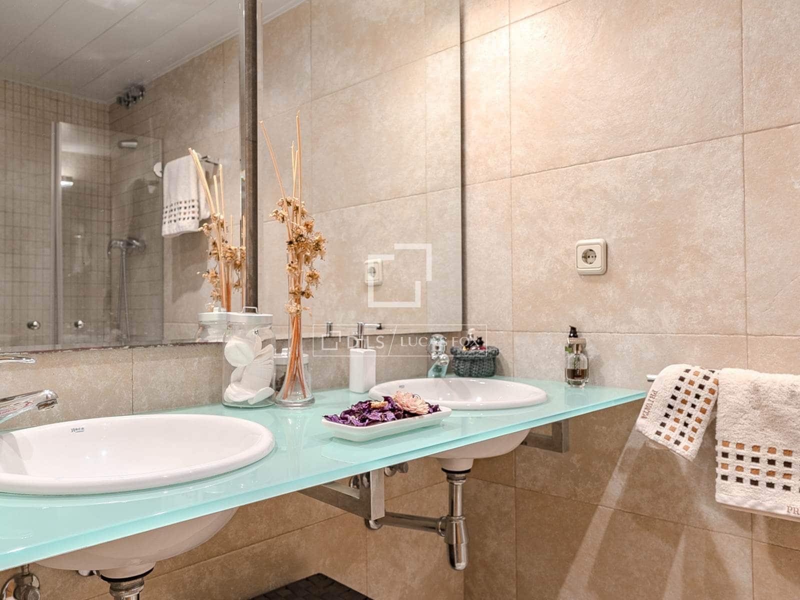 4 soveværelse Lejlighed til salg i Barcelona by med swimmingpool garage - € 920.000 (Ref: 9444488)