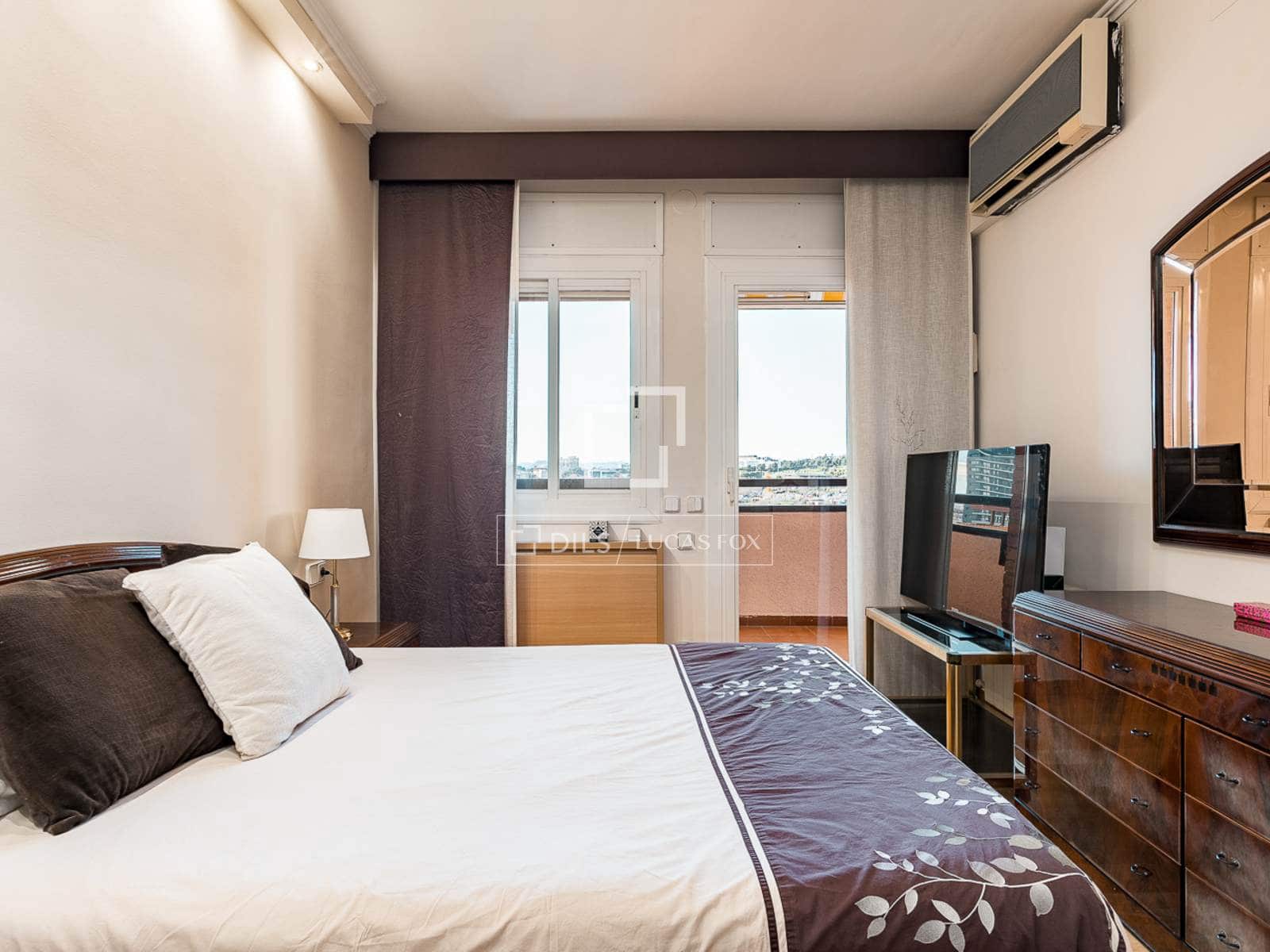 4 soveværelse Lejlighed til salg i Barcelona by med swimmingpool garage - € 920.000 (Ref: 9444488)