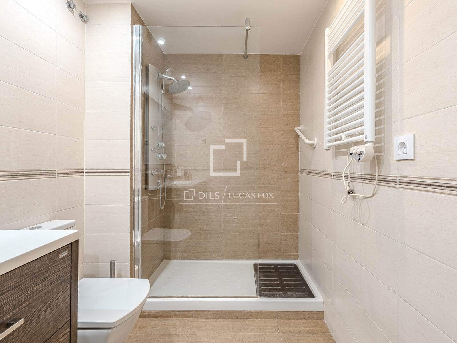 4 soveværelse Lejlighed til salg i Barcelona by med swimmingpool garage - € 920.000 (Ref: 9444488)