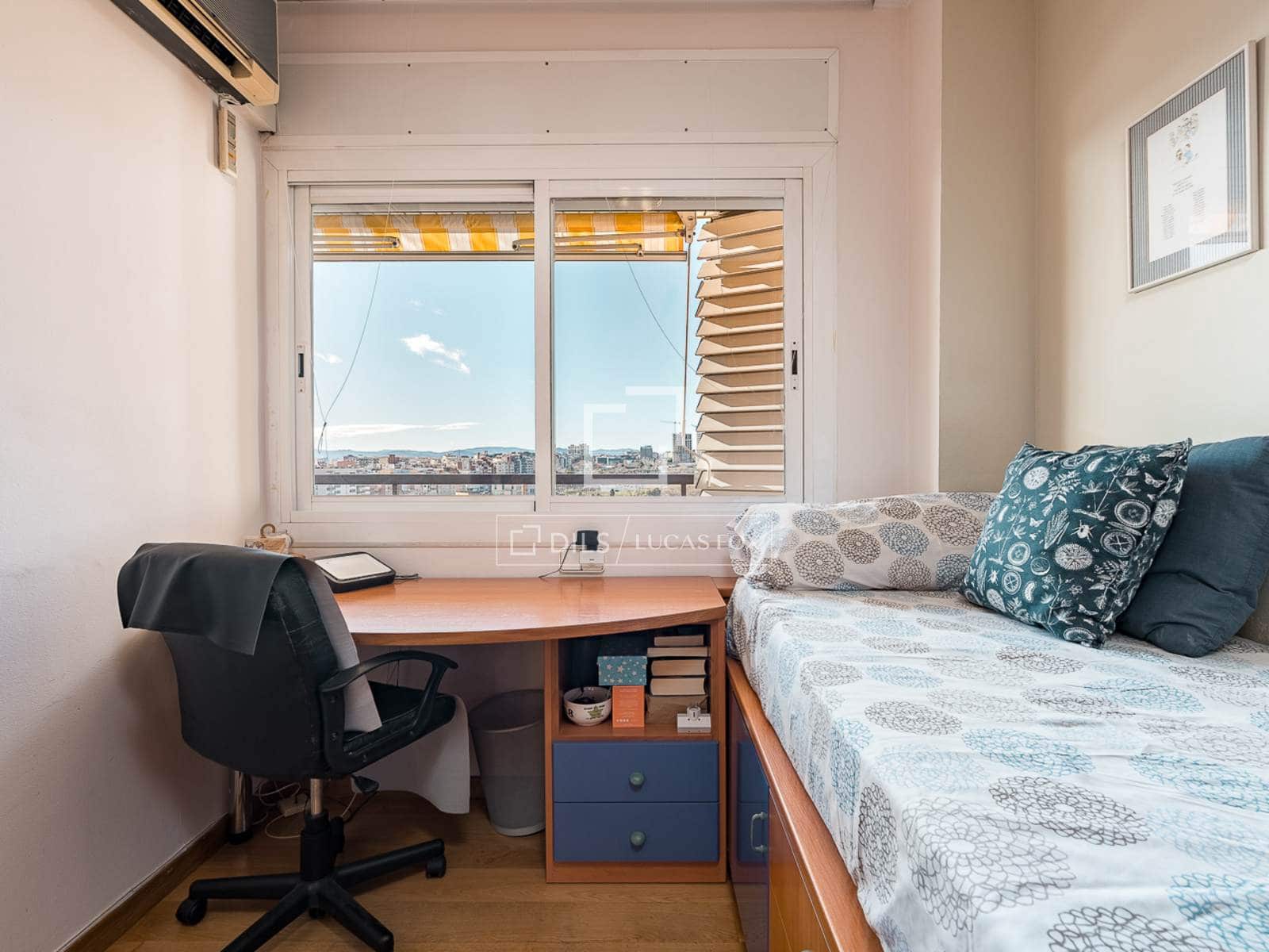 4 soveværelse Lejlighed til salg i Barcelona by med swimmingpool garage - € 920.000 (Ref: 9444488)