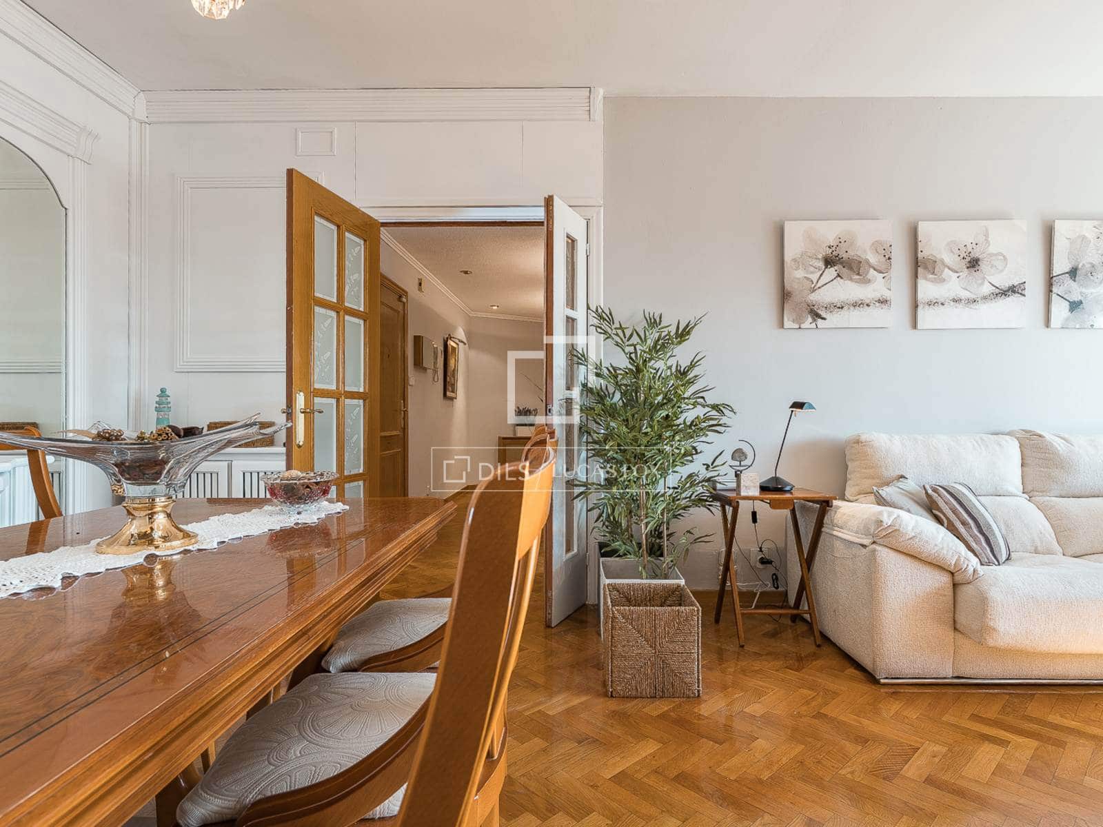 4 soveværelse Lejlighed til salg i Barcelona by med swimmingpool garage - € 920.000 (Ref: 9444488)