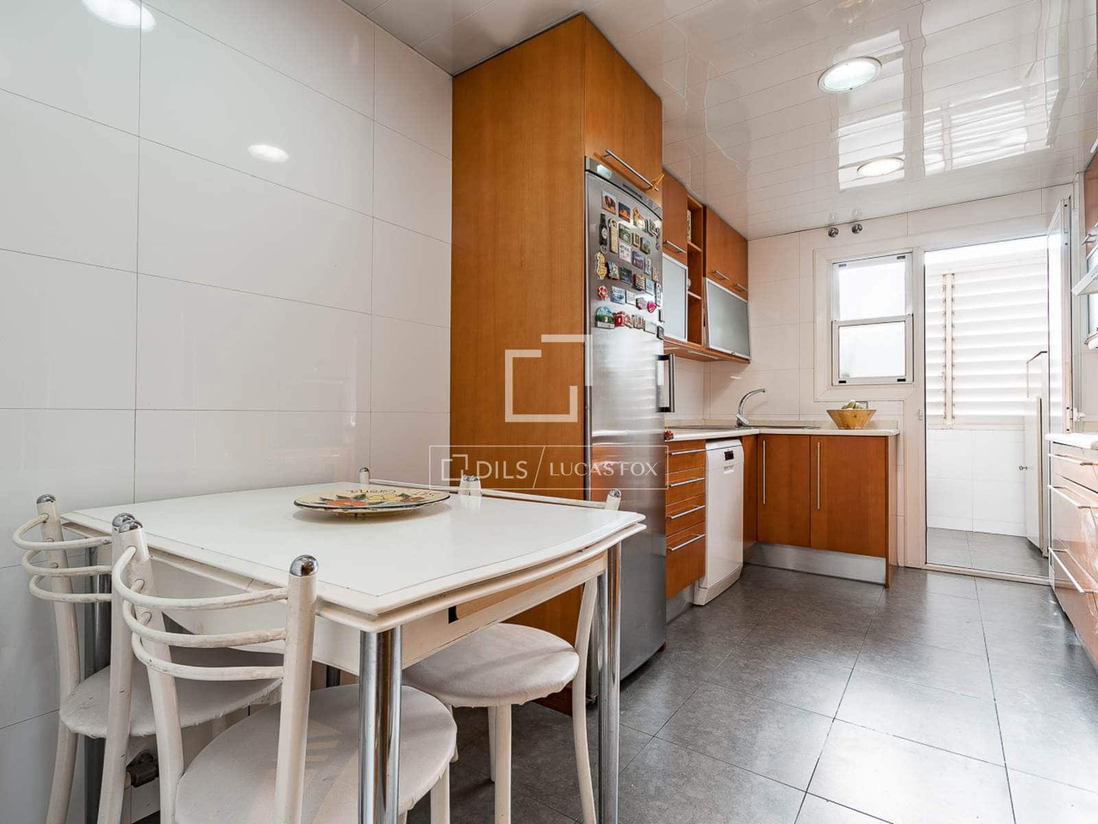 4 soveværelse Lejlighed til salg i Barcelona by med swimmingpool garage - € 920.000 (Ref: 9444488)