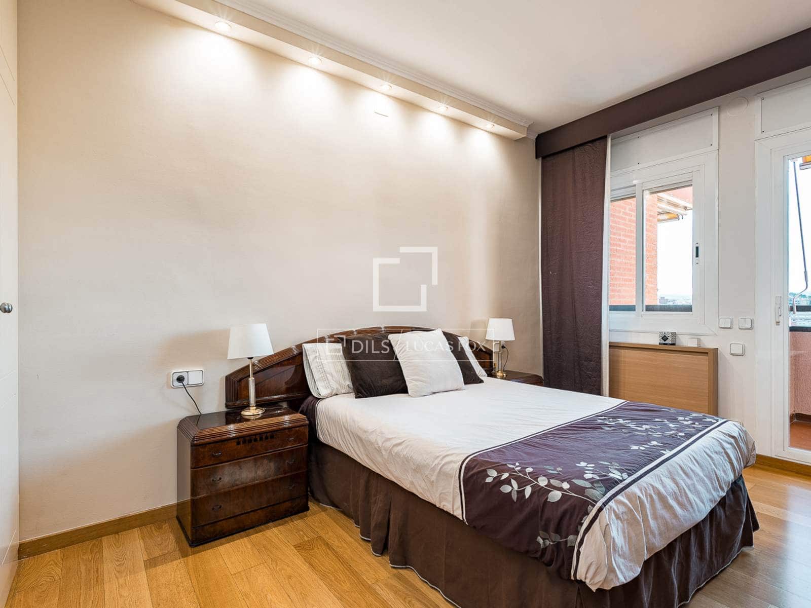 4 soveværelse Lejlighed til salg i Barcelona by med swimmingpool garage - € 920.000 (Ref: 9444488)