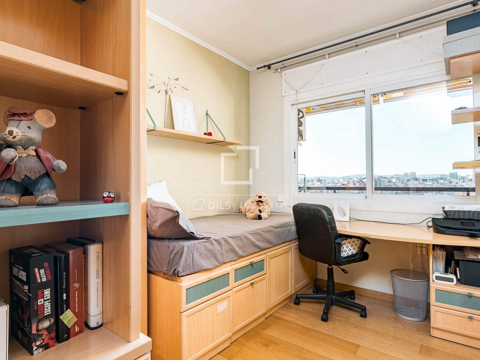 4 soveværelse Lejlighed til salg i Barcelona by med swimmingpool garage - € 920.000 (Ref: 9444488)