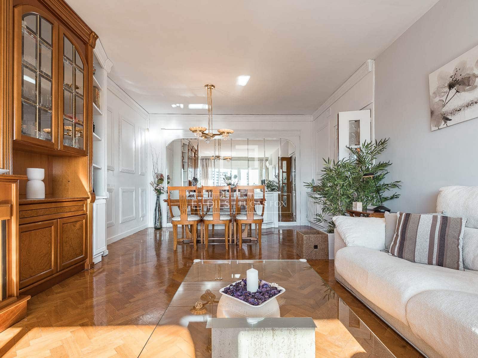 4 soveværelse Lejlighed til salg i Barcelona by med swimmingpool garage - € 920.000 (Ref: 9444488)