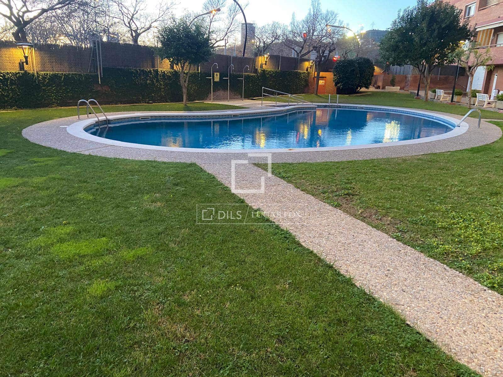 Apartamento de 4 habitaciones en Barcelona ciudad en venta con piscina garaje - 899.000 € (Ref: 9444488)