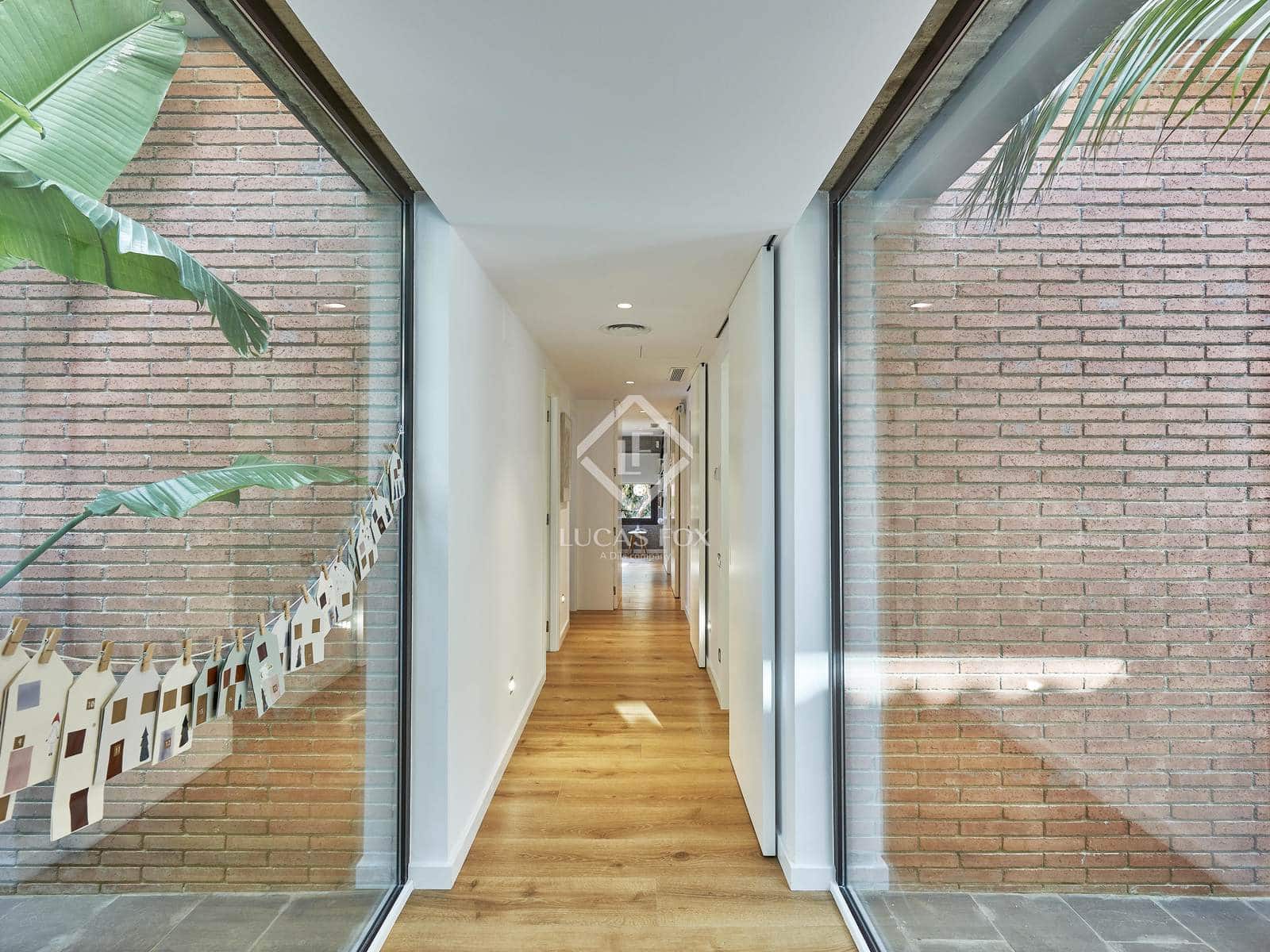 5 sovrum Villa till salu i Sant Vicenc de Montalt med pool garage - 1 395 000 € (Ref: 9444696)