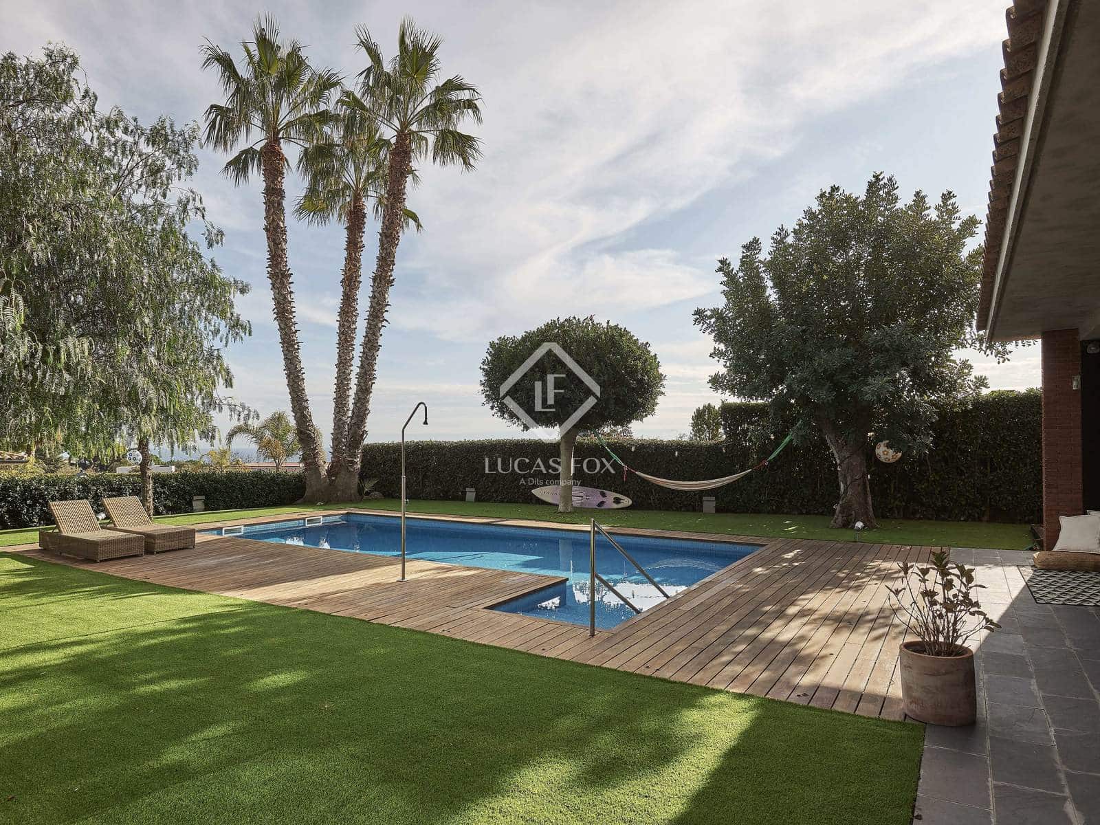 5 sovrum Villa till salu i Sant Vicenc de Montalt med pool garage - 1 395 000 € (Ref: 9444696)