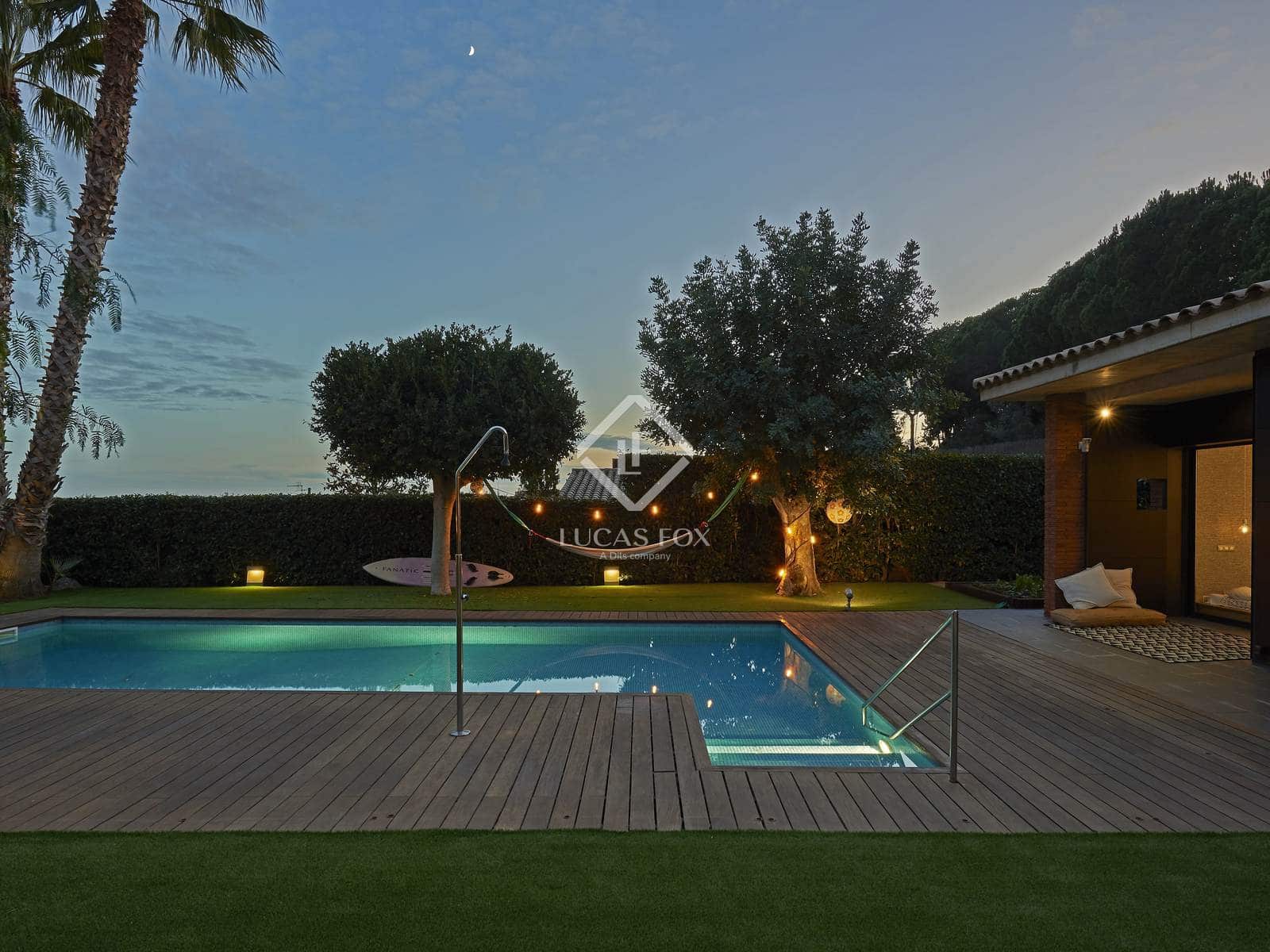 5 sovrum Villa till salu i Sant Vicenc de Montalt med pool garage - 1 395 000 € (Ref: 9444696)