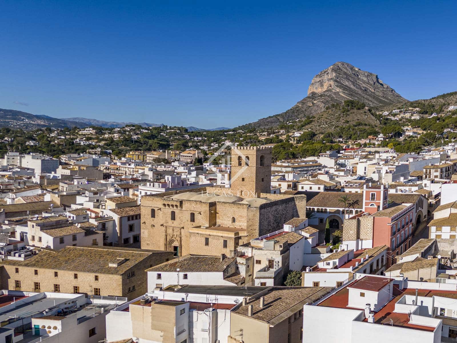 5 bedroom Apartment for sale in Javea / Xabia with garage - € 739,000 (Ref: 9444697)