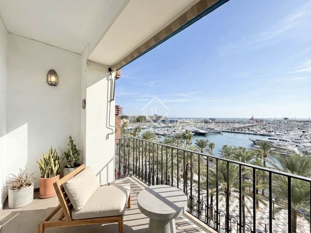 Apartamento de 4 habitaciones en Alicante / Alacant ciudad en venta - 1.100.000 € (Ref: 9444876)