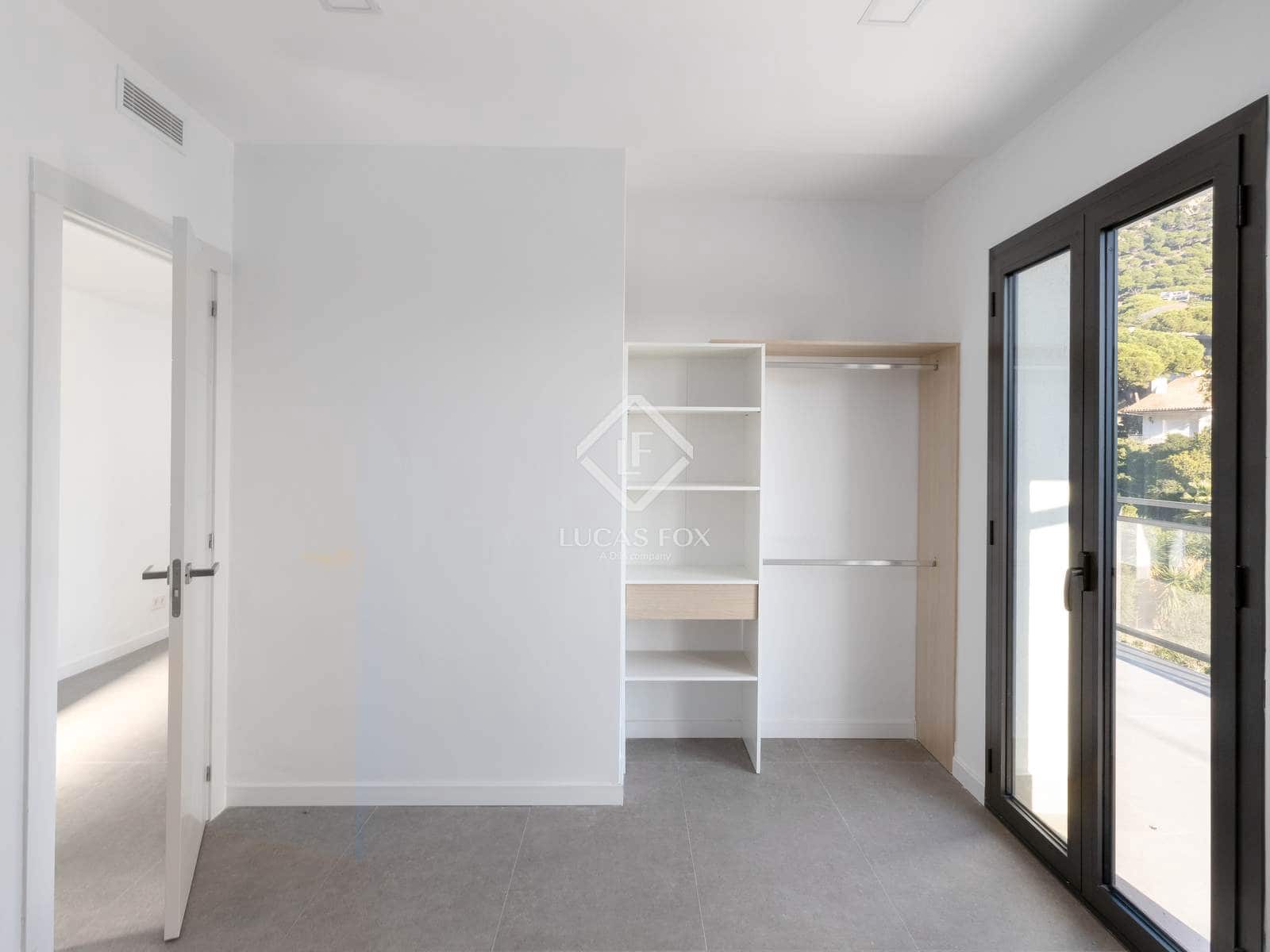 4 soveværelse Villa til salg i Cabrils med swimmingpool garage - € 1.100.000 (Ref: 9444877)