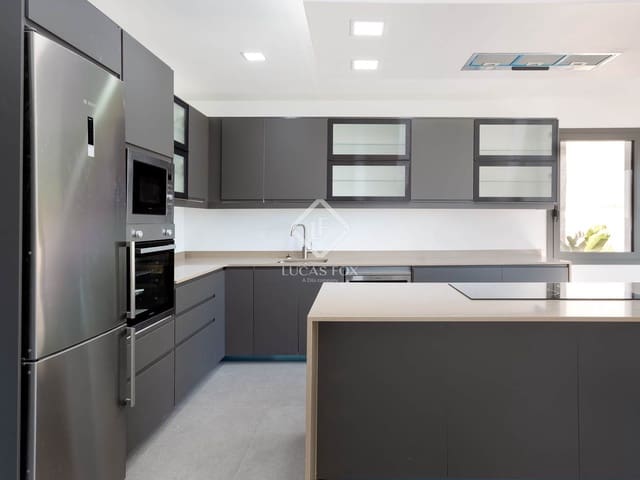 4 soveværelse Villa til salg i Cabrils med swimmingpool garage - € 1.100.000 (Ref: 9444877)