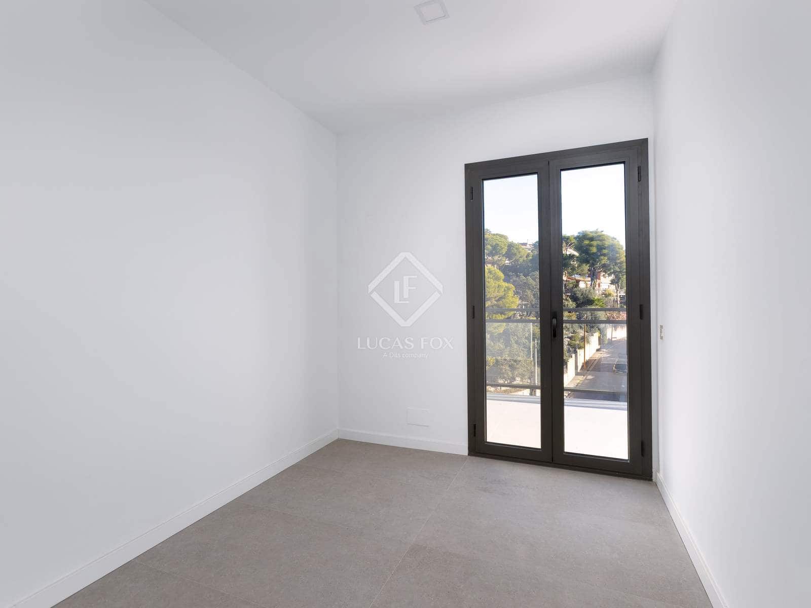 4 soveværelse Villa til salg i Cabrils med swimmingpool garage - € 1.100.000 (Ref: 9444877)