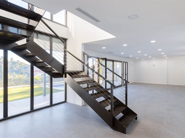 4 soveværelse Villa til salg i Cabrils med swimmingpool garage - € 1.100.000 (Ref: 9444877)