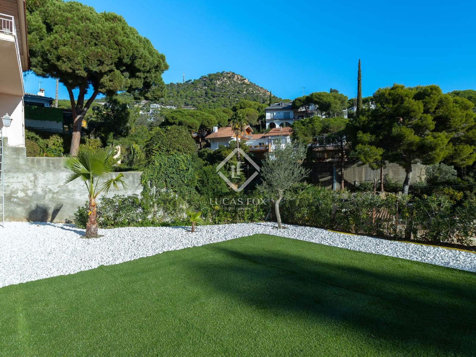 4 soveværelse Villa til salg i Cabrils med swimmingpool garage - € 1.100.000 (Ref: 9444877)